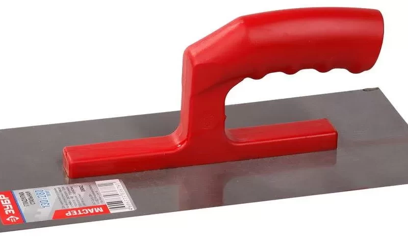 Гладилка  "МАСТЕР" стальная с пластмассовой ручкой,