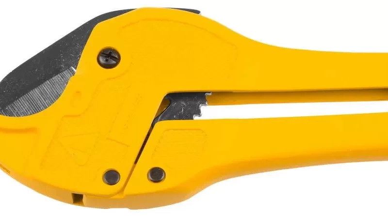 Труборез для металлопластиковых труб, для работы одной рукой,